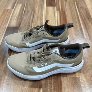 Men’s Vans Ultra Range